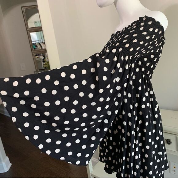 VICI BLACK & WHITE POLKA DOT ON/OFF SHOULDER TUNIC TOP - SIZE SMALL - SUPER CUTE - Picture 6 of 6